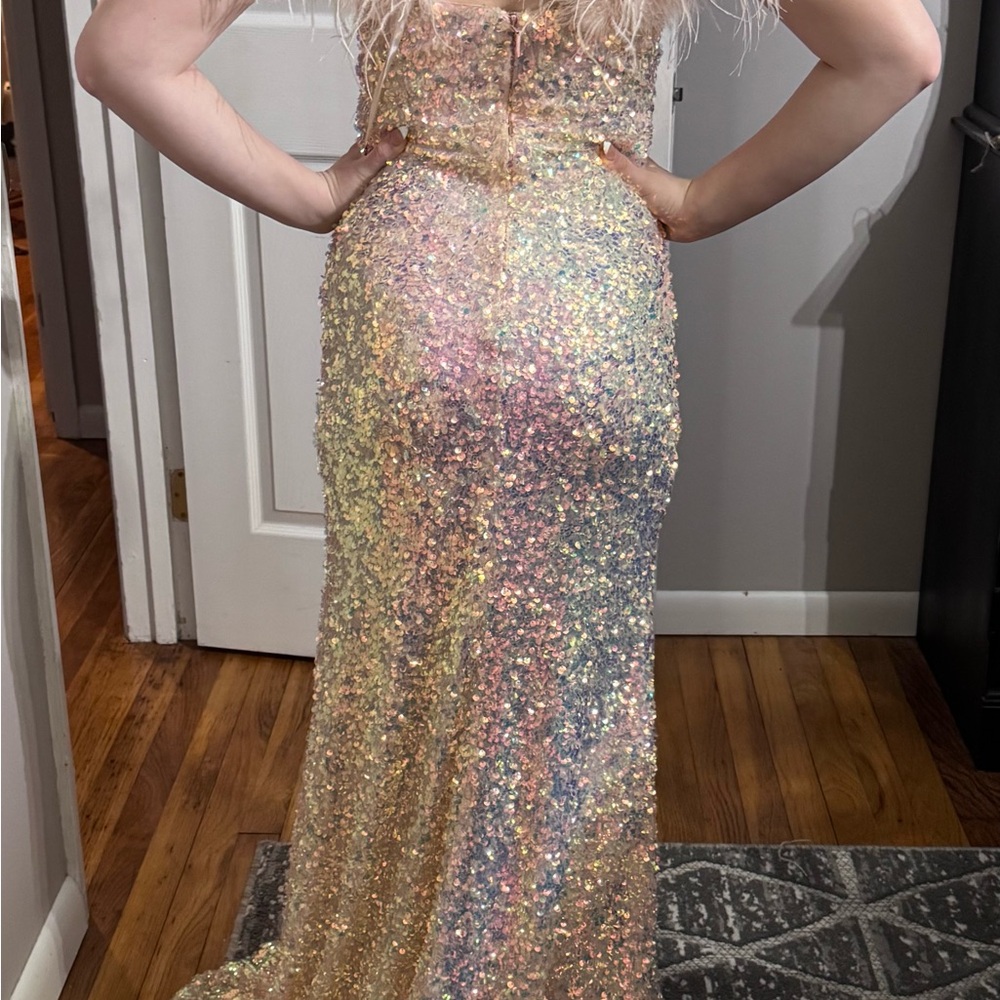 Sequin High-Slit Evening Dress in Iridescent Pink - Picture 2 of 3